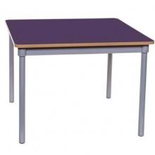 KUBBYCLASS SQUARE TABLES