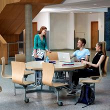 PRIMO ROUND MOBILE FOLDING TABLE